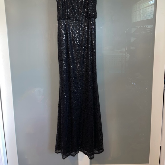 Adrianna Papell Black Sequin Blouson Gown - Picture 5 of 10
